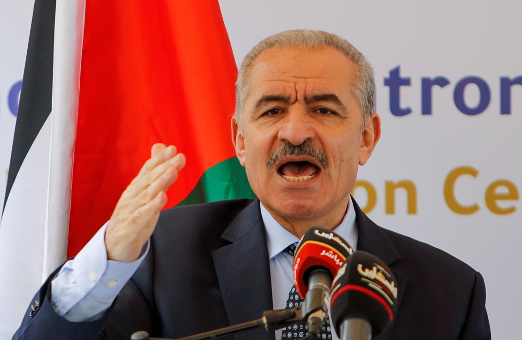 رئيس الوزراء الفلسطيني: لن نتخلى عن الأسرى والشهداء