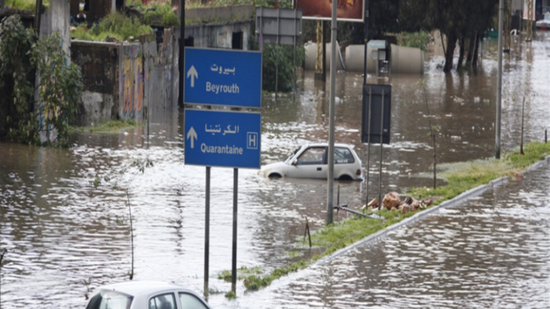 وفاة أربعة أطفال سوريين بانهيار غرفة نتيجة الأمطار في شمال لبنان