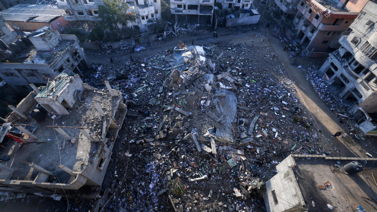 غارة إسرائيلية على غزة تودي بحياة 76 فردا من عائلة واحدة