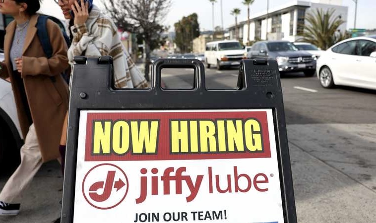ارتفاع طلبات إعانة البطالة في أميركا يتجاوز التوقعات