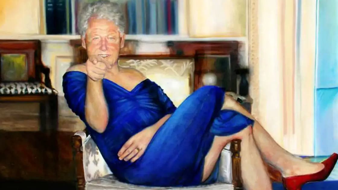 لوحة غريبة بمنزل إبستين.. بيل كلينتون بفستان أزرق في البيت الأبيض
