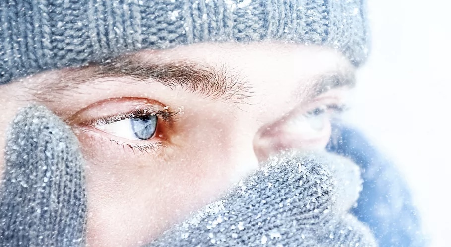 كيف يؤثر الطقس البارد على العيون؟.. نصائح لرعاية عينيك في الشتاء