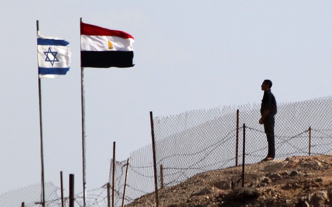 الجيش المصري يكشف عن عملية أمنية جنوب منفذ حدودي مع اسرائيل