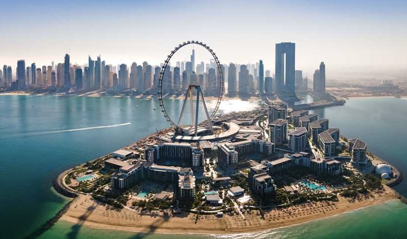 الإمارات الأولى عربياً في مؤشر مرونة العمل العالمي 2024