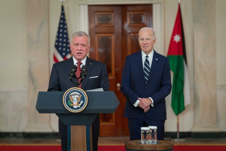 الملك يعقد قمة مع الرئيس الأمريكي ويؤكد: الحرب على غزة يجب أن تنتهي