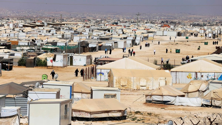 تأمين 500 أسرة من اللاجئين السوريين بكرافانات سكنية