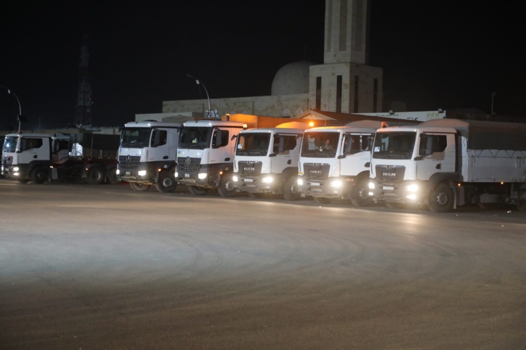 الأردن يسير قافلة مساعدات جديدة إلى غزة مكونة من 115 شاحنة