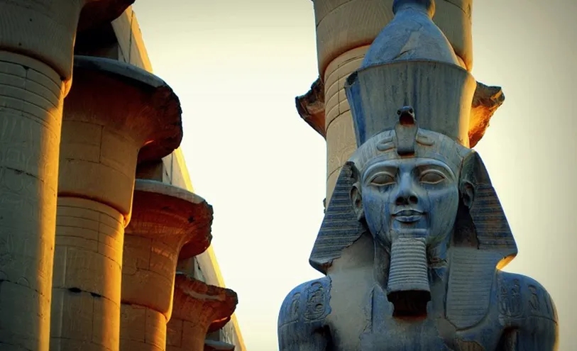 مصر تعلن عودة رأس الملك رمسيس الثاني