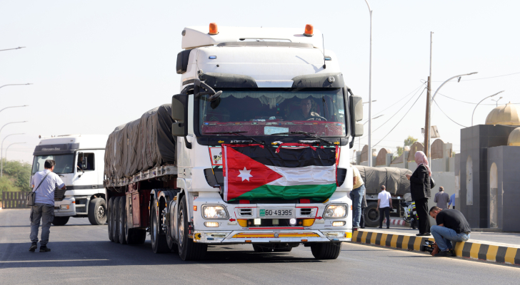 الأردن يدين اعتداء مستوطنين على قافلتي مساعدات أردنية للقطاع