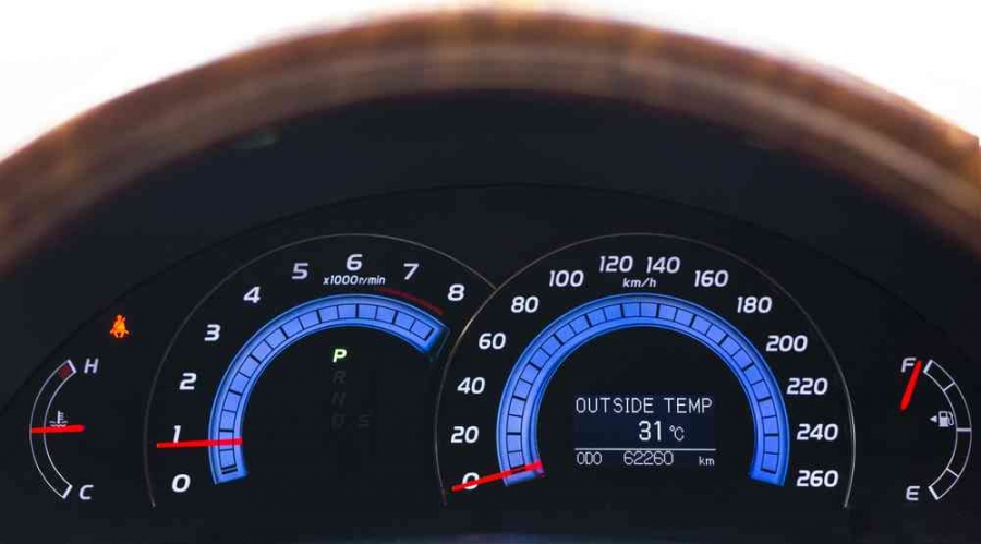 الارصاد الجوية : مقاييس الحرارة الموجودة في المركبات غير دقيق