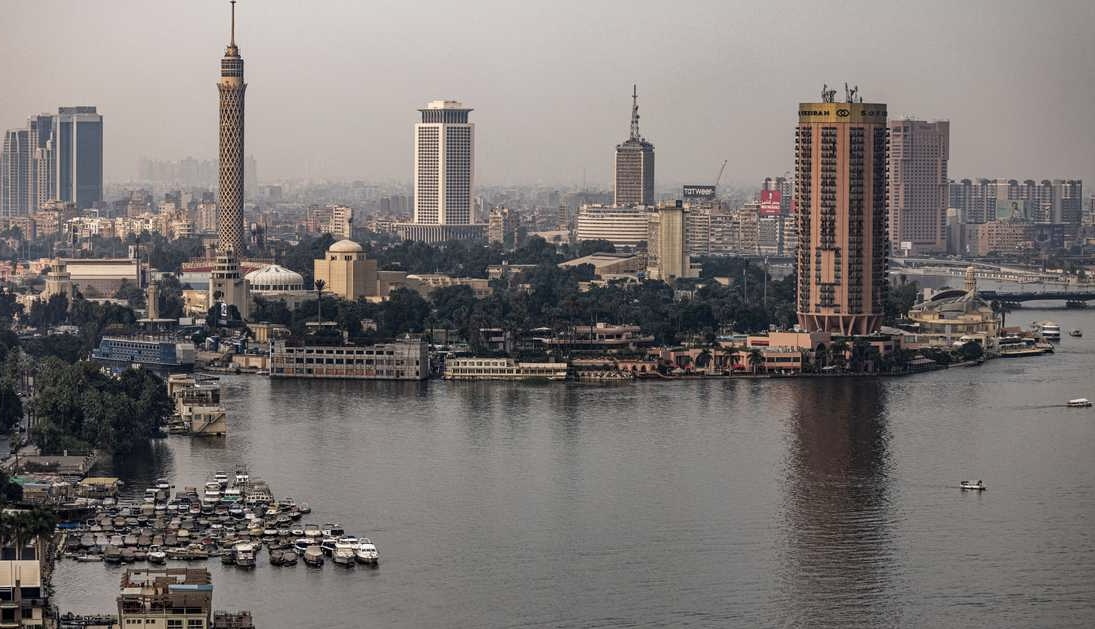 إصابة 5 أشخاص بحريق في عقارين في القاهرة