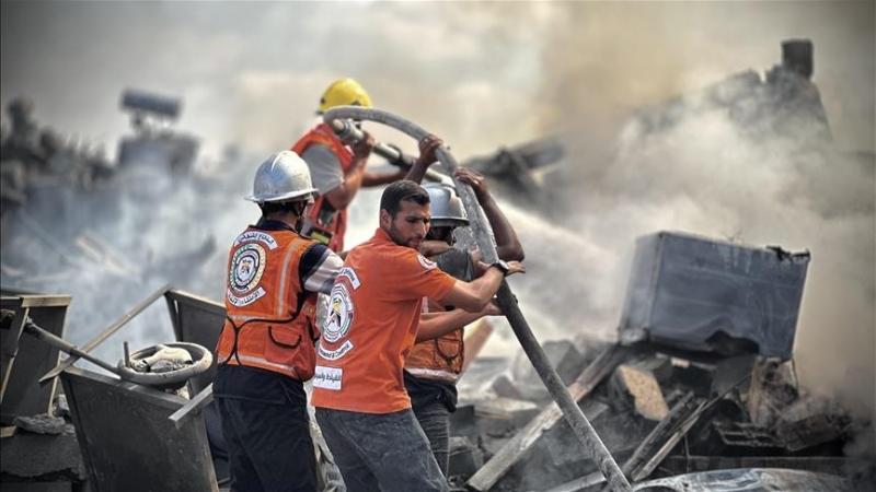 حكم بالموت.. توقف مركبات الدفاع المدني في غزة بسبب منع دخول الوقود