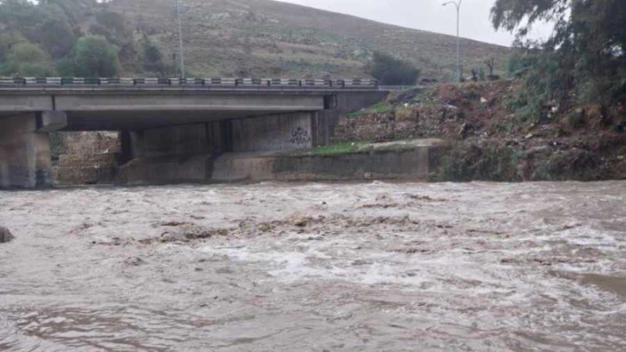 سلطة وادي الأردن تعلن حالة الطوارئ الجوية وتحذر من السيول