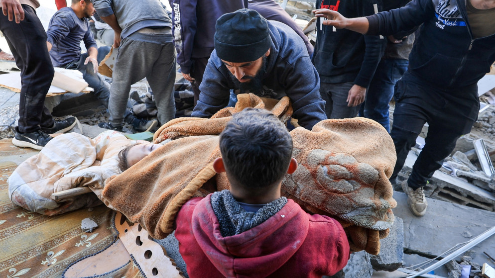 15#44;613 طفلا استشهدوا منذ بدء العدوان على غزة