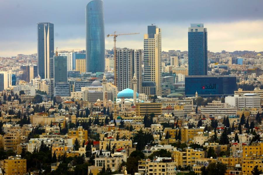 توقعات الطقس: أجواء لطيفة مع ارتفاع طفيف في درجات الحرارة خلال عطلة نهاية الأسبوع