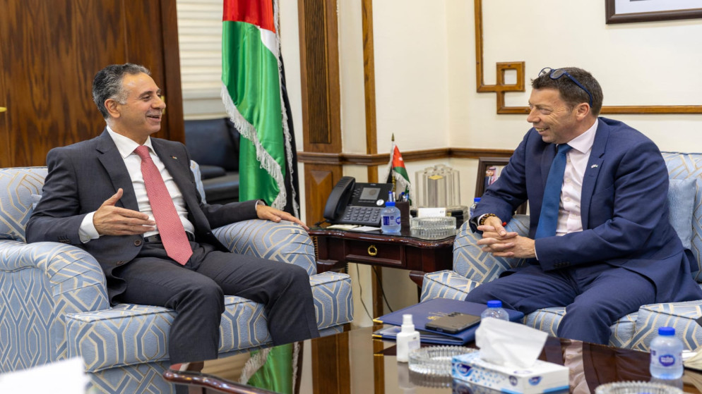 وزير الصناعة يدعو لمراجعة شروط تبسيط المنشأ لتمكين المنتجات الأردنية من دخول السوق البريطانية