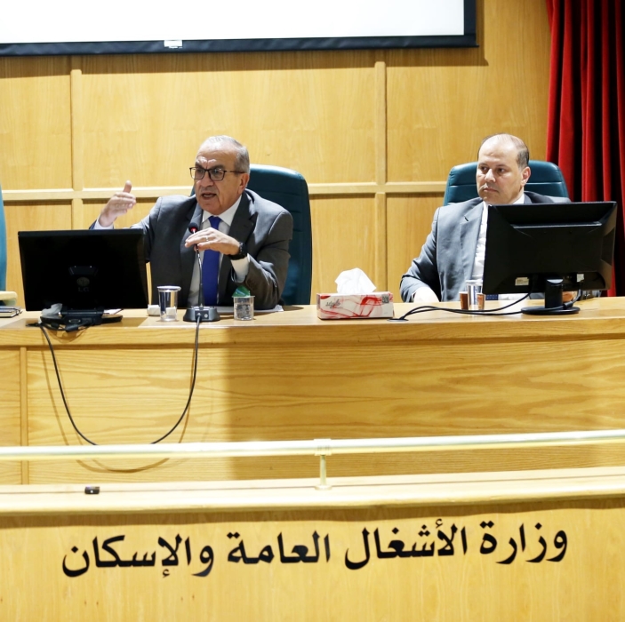 وزير الأشغال: الإلمام باختصاص الطرق يمنع تداخل الصلاحيات
