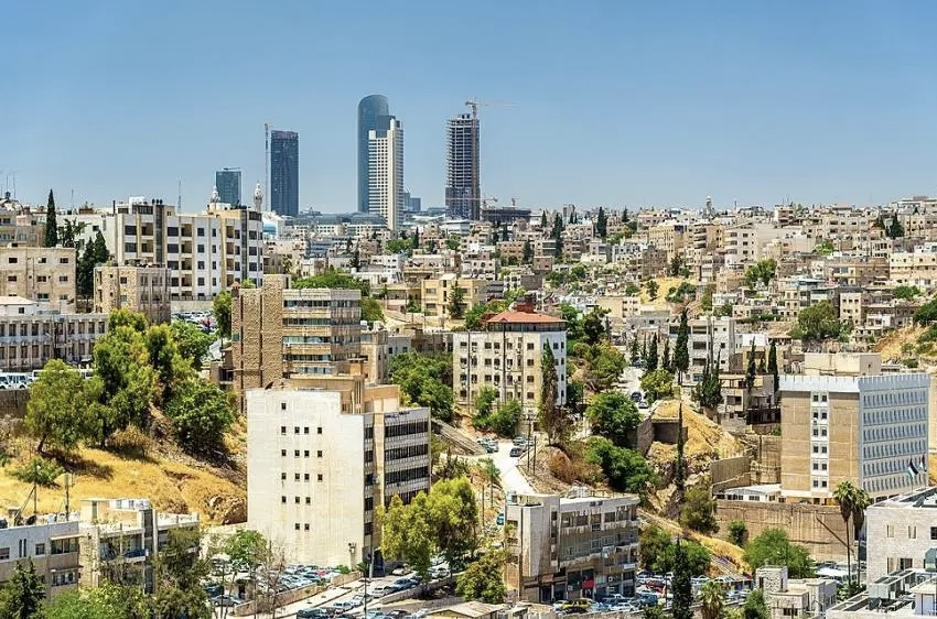 اجواء حارة نسبيا اليوم وانخفاض تدريجي على درجات الحرارة اعتبارًا من الغد
