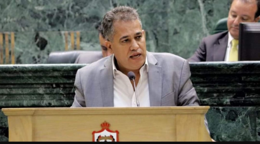 الهميسات يطالب بالتحقيق في تعيينات القيادات الحكومية ويشدد على العدالة والشفافية