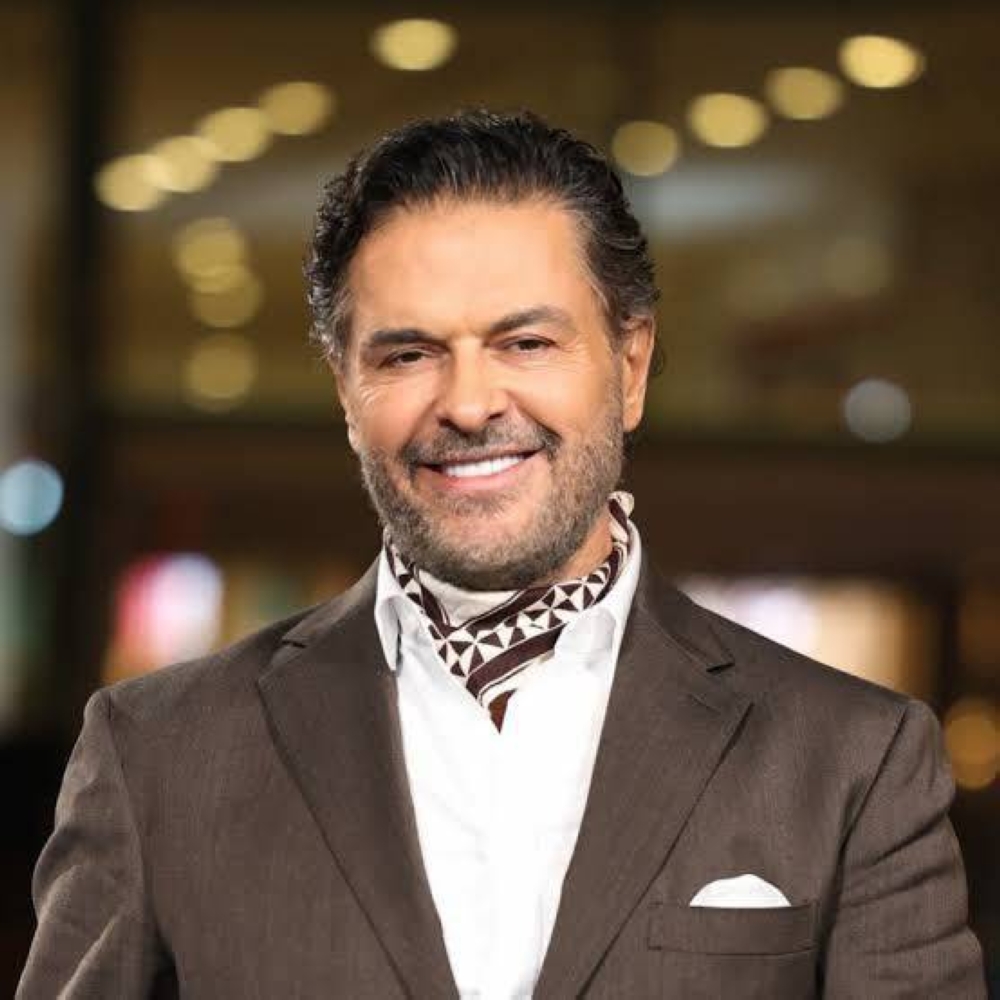 راغب علامة  : يرد على جدل هستيريا المعجبات ويعلن عن أغنية جديدة