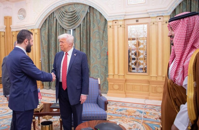 ترامب يشيد بالرئيس السوري الشرع ويؤكد استعداده للانضمام إلى اتفاقات أبراهام