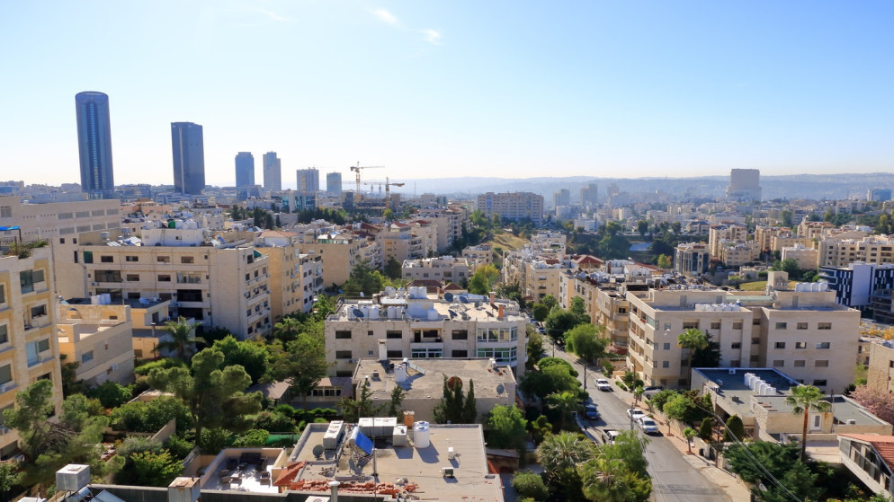 رفع رسوم تصريح عامل النظافة في العمارات السكنية إلى 700 دينار