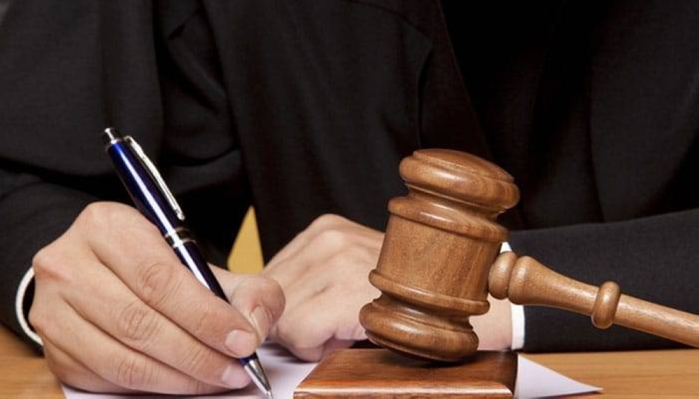 مذكرات تبليغ بمواعيد جلسات المحاكمة للمشتكى عليهم والمتهمين