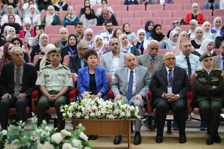 افتتاح مؤتمر علمي حول التمريض والعلوم الطبية التطبيقية في جامعة آل البيت