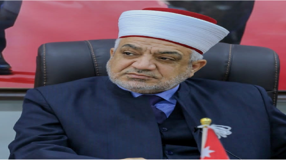 وزير الأوقاف يدعو الحجاج إلى أن يكونوا سفراء لوطنهم ويتحلوا بالصبر أثناء الرحلة