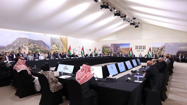 مجلس الوزراء يقرّ حوافز استثمارية ومشاريع تنموية جديدة في محافظة الطفيلة