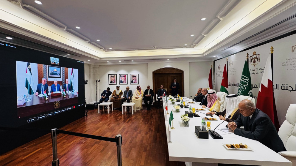 اللجنة الوزارية العربية بشأن غزة تعقد اجتماعًا مع الرئيس الفلسطيني عبر الاتصال المرئي
