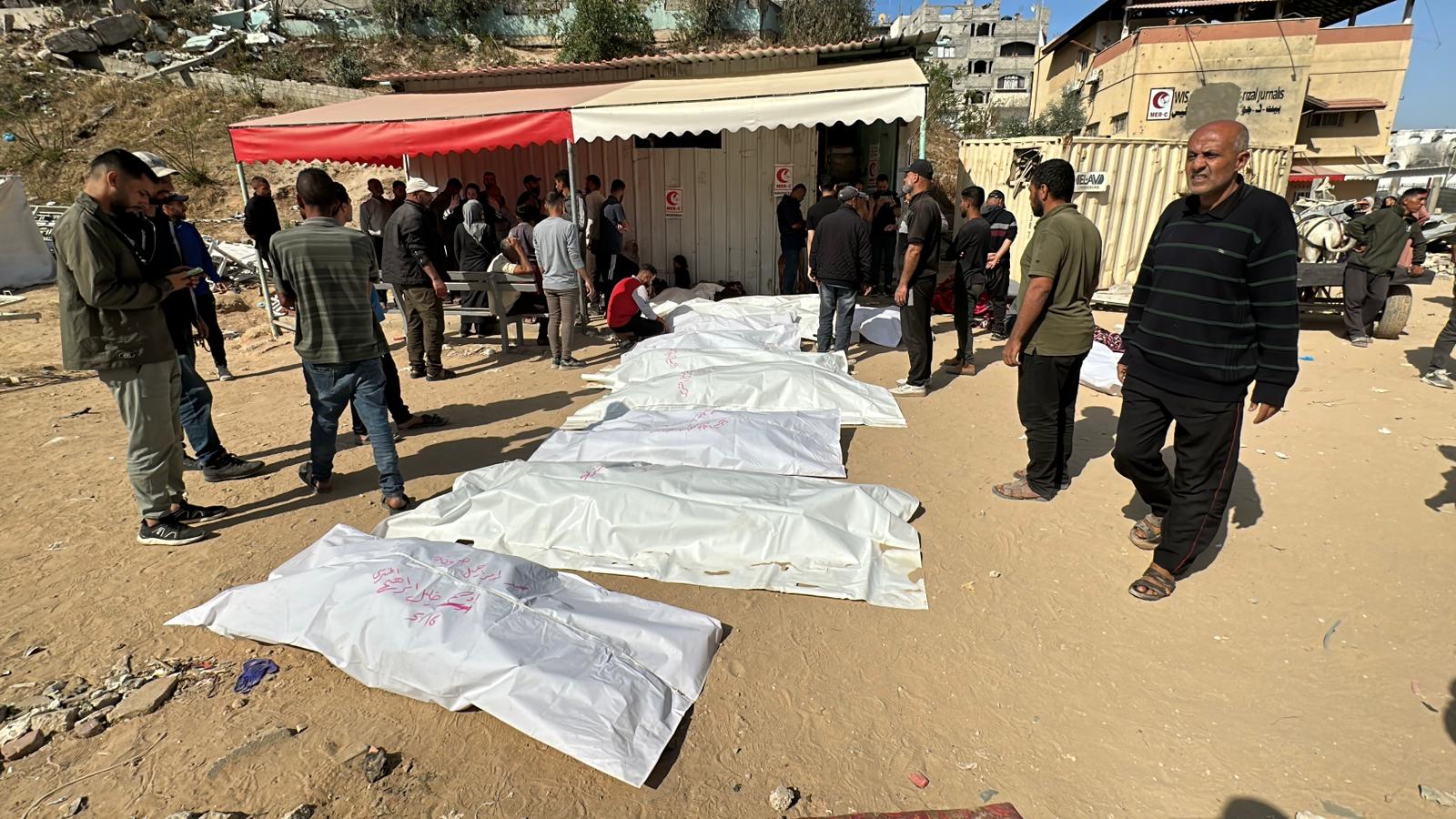 52 شهيدًا و503 مصابين بعدوان الاحتلال على غزة في 24 ساعة