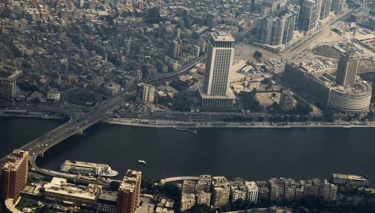 مصر.. القطاع الخاص غير النفطي يقترب من الاستقرار في مايو رغم ضغوط التكلفة