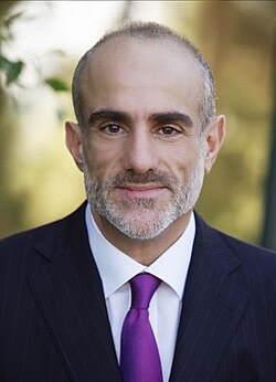 الأمير طلال بن محمد يؤدي اليمين الدستورية نائبًا لجلالة الملك