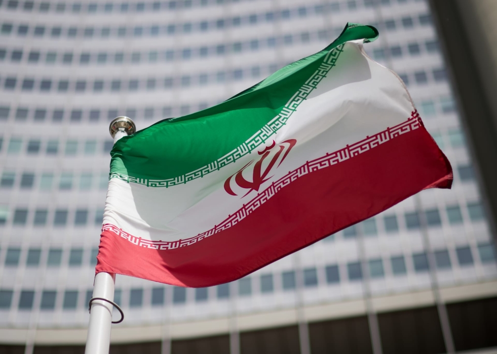 إيران تعتقل “مخربين وجواسيس” مرتبطين بإسرائيل وتكشف ورشة سرية لتصنيع الأسلحة جنوب طهران