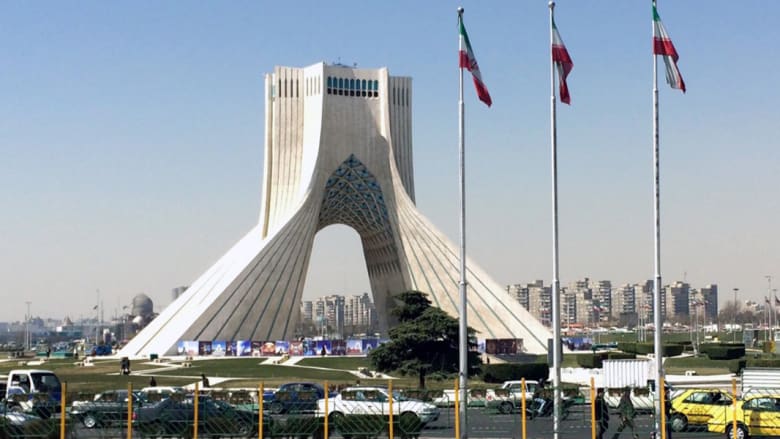 غارات إسرائيلية عنيفة تضرب شرق طهران وتستهدف مواقع الحرس الثوري