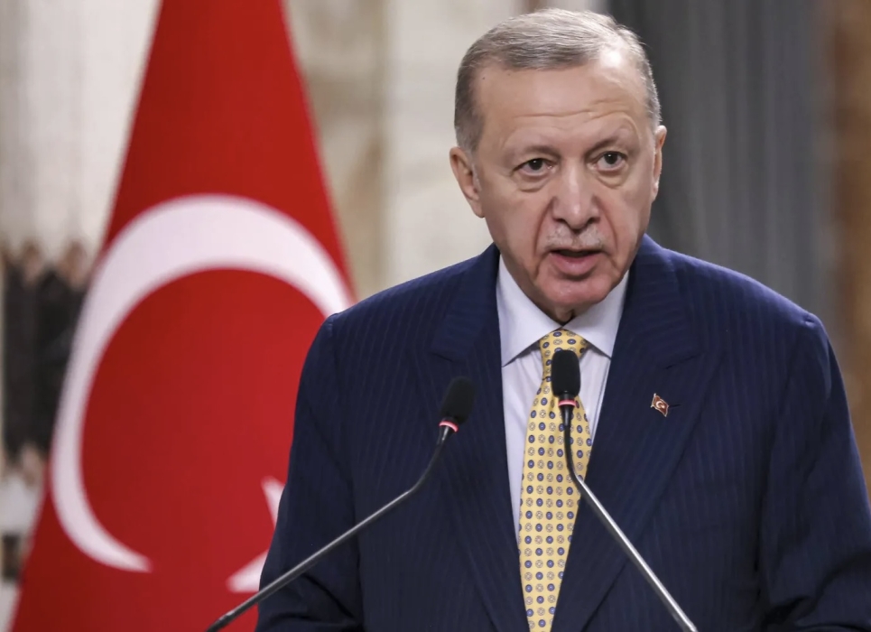 أردوغان يحذّر من موجة هجرة وتسرب نووي بسبب التصعيد بين إيران وإسرائيل