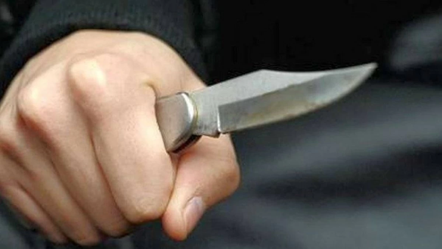 ثلاثيني يتعرض للطعن ببطنه في عمان
