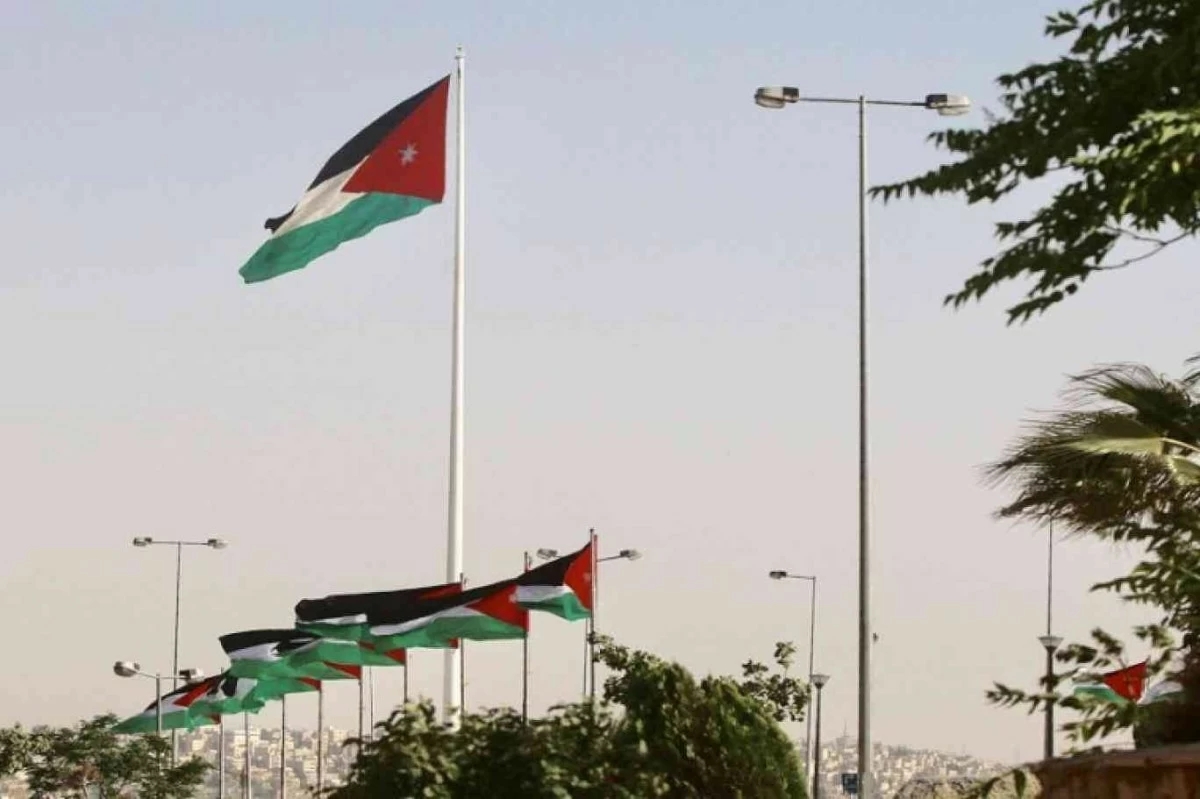 الحكومة تدرس نظامًا موحدًا لإدارة الموارد البشرية في البلديات والأمانة
