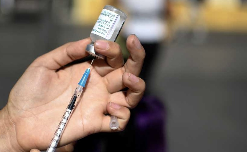 تحذيرات من تسبب لقاح “أسترازينيكا” في التهابات قاتلة بالدماغ