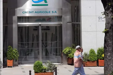 أرباح البنوك الأوروبية مهددة بالتآكل إذا طبقت رسوم ترامب
