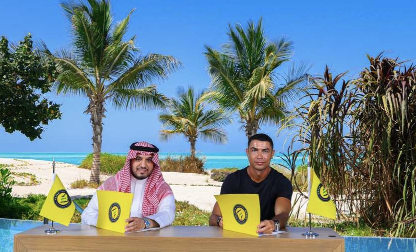 عقد خرافي جديد لرونالدو مع النصر السعودي… أكثر من نصف مليار دولار في عامين وامتيازات ملكية غير مسبوقة