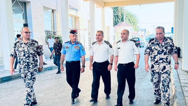 مدير عام الجمارك يتفقد مركز حدود جابر ويوجه بتسهيل الإجراءات للمسافرين والشحن