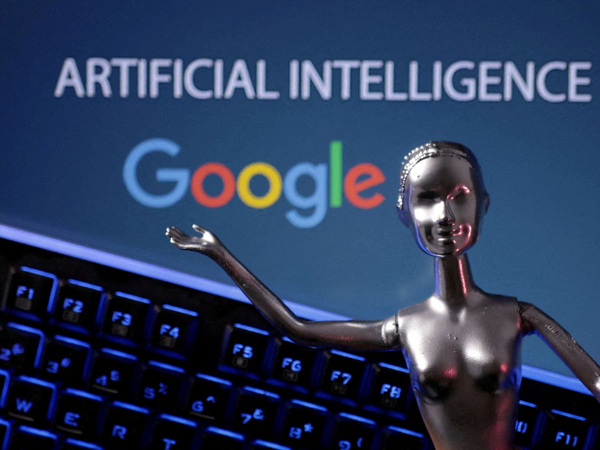 ناشرون مستقلون يتهمون “غوغل” بإساءة استخدام الهيمنة السوقية بسبب ميزة “AI Overviews”