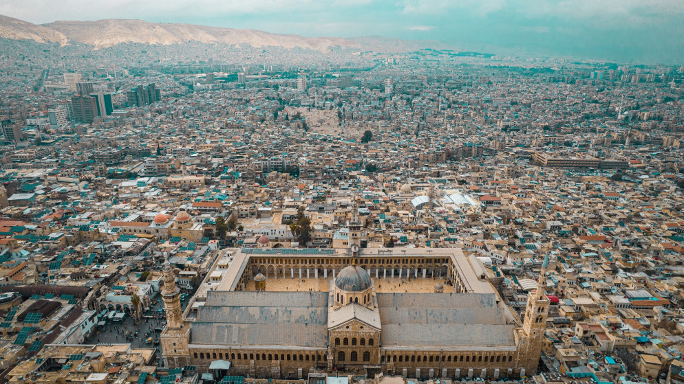 بدء سريان قرار دفع رسوم للدخول إلى سوريا والأردنيون معفيون