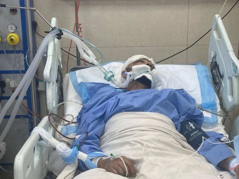خرج من منزله فوقع ضحية مشاجرة.. شاب بحالة حرجة إثر ضربة على الرأس في ماركا