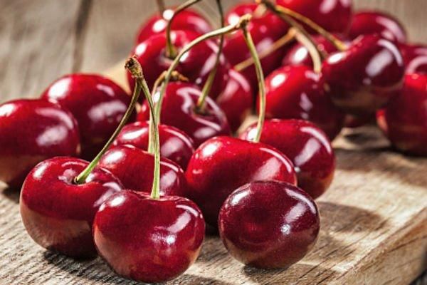 فاكهة الكرز.. سوق عالمي بمليارات الدولارات ونمو مستدام يقوده الطعم والفائدة