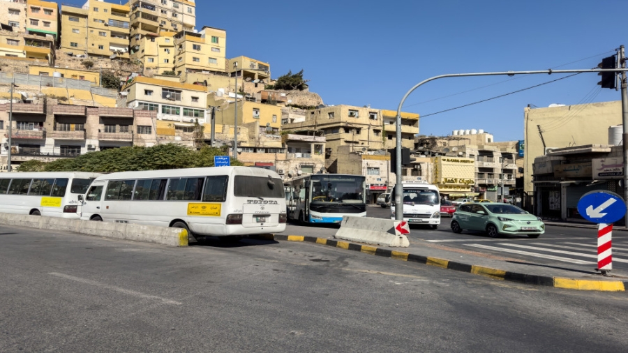 الافتاح الرسمي للمرحلة الأولى من مشروع النقل بين عمان والمحافظات لخطي السلط والكرك الخميس