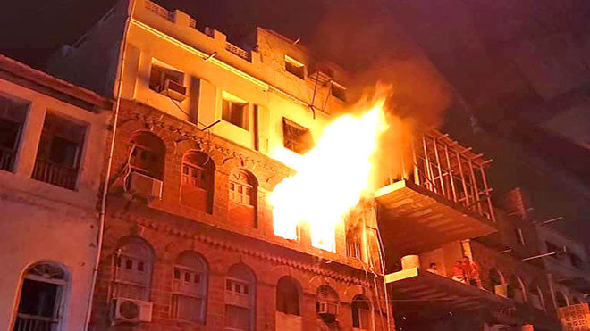 يمني يفجّر عائلته بـ 3 قنابل