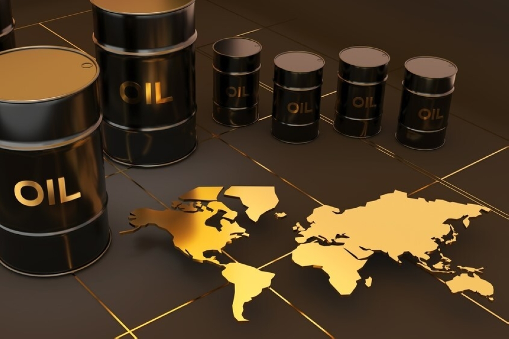 انخفاض سعر الذهب وارتفاع النفط عالميا